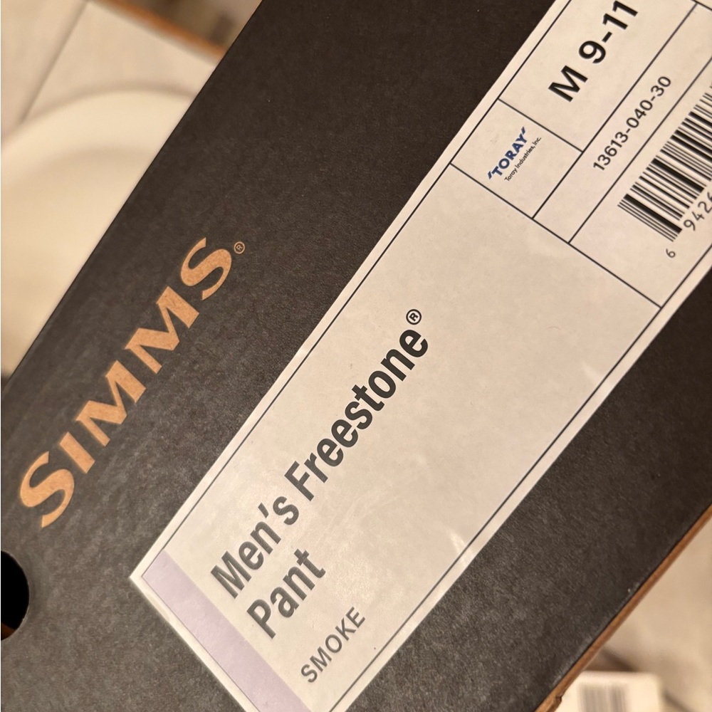 Simms Smoke Freestone Pant Box NWT - image 2
